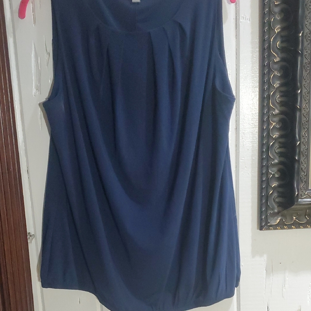 Women's Navy Sleeveless Top